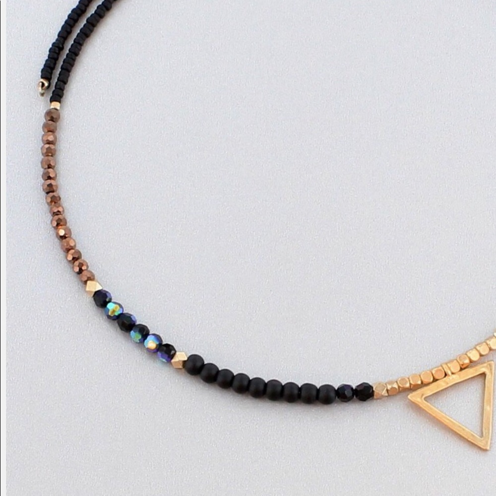 Triangle Charm Bead Choker Necklace Boutique NEW - Picture 4 of 5